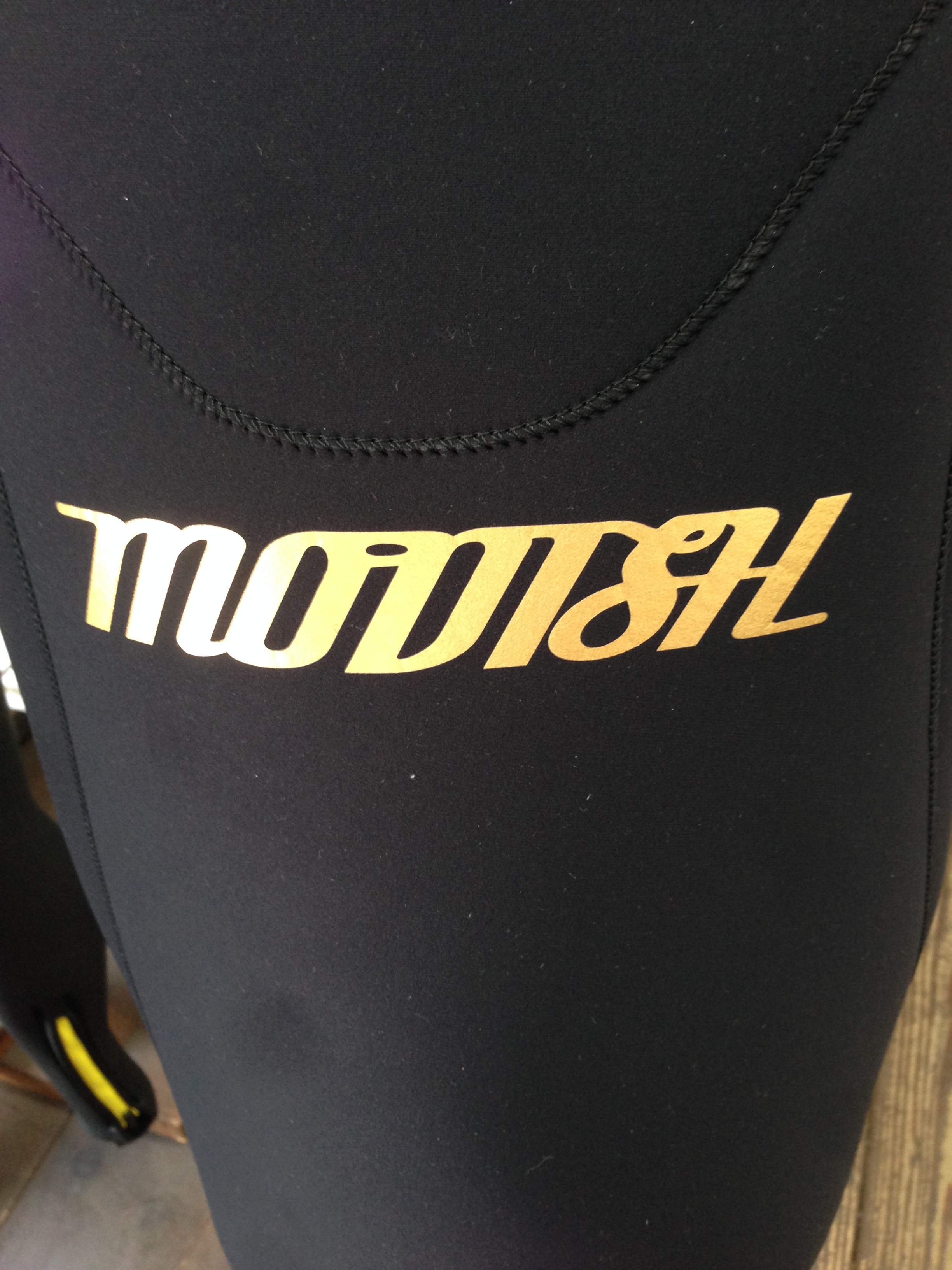 ウェットスーツラボ×ウェット紹介