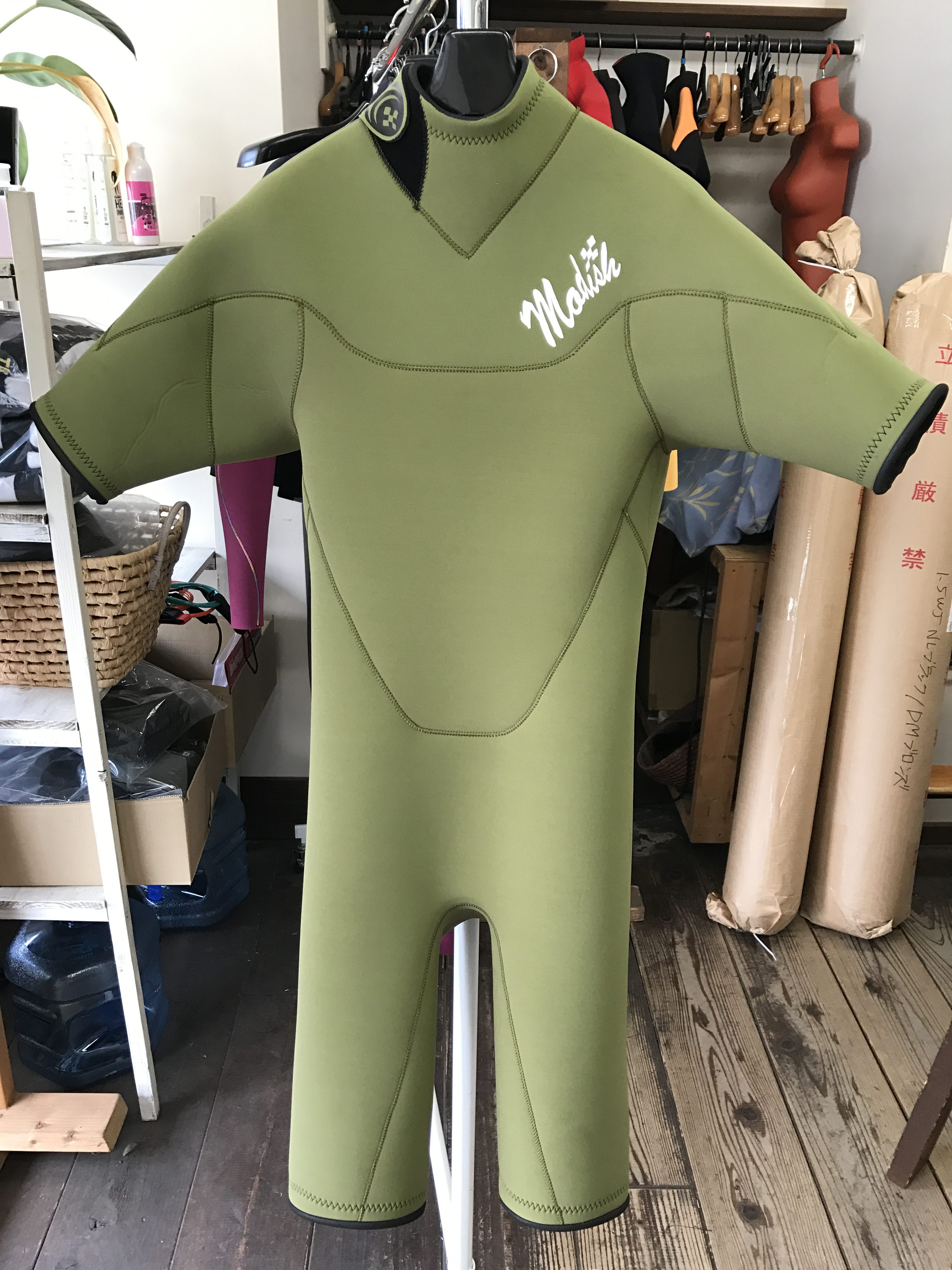 ウェットスーツ紹介