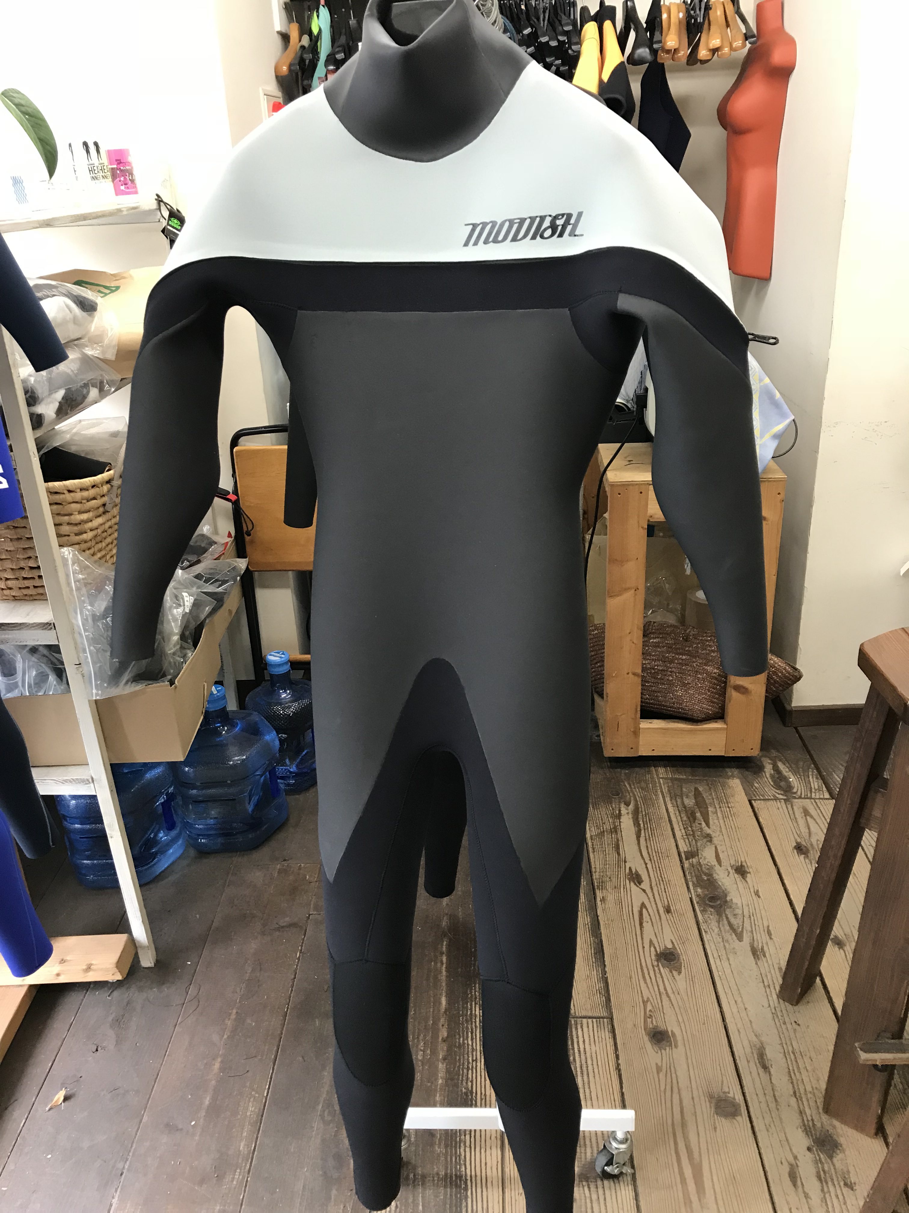 フロントサイドジップ