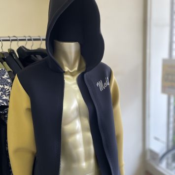 サーフジャンパー