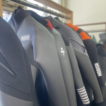 冬用ウェットスーツ、まだ間に合います